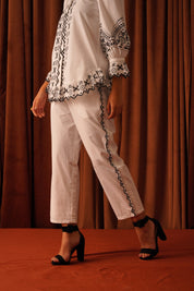 Daphne Embroidered Pant